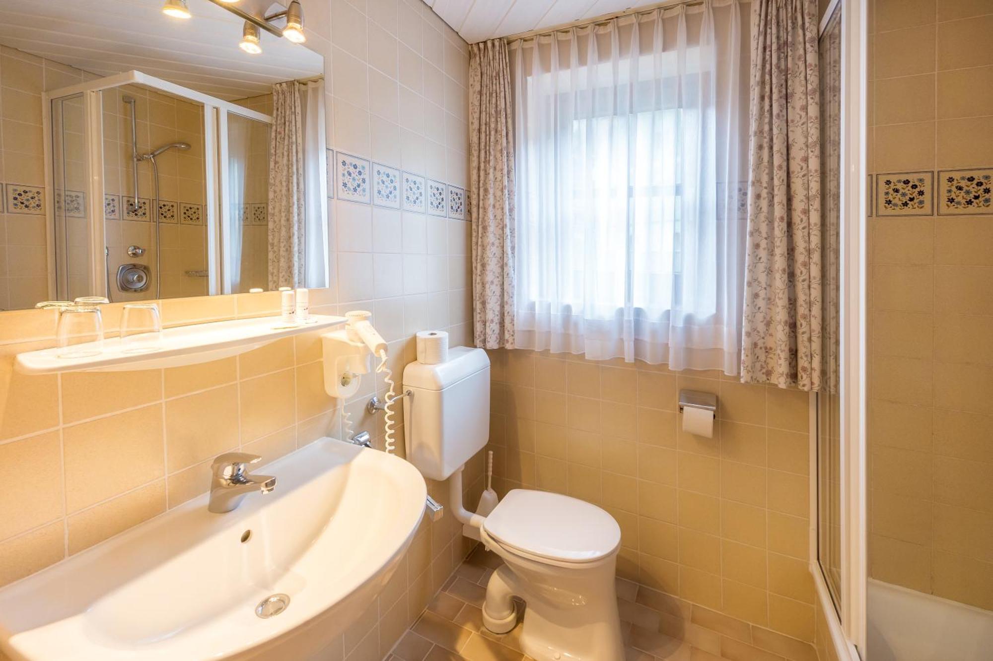 Landhotel Almroesl Im Grossarltal Hüttschlag 部屋 写真